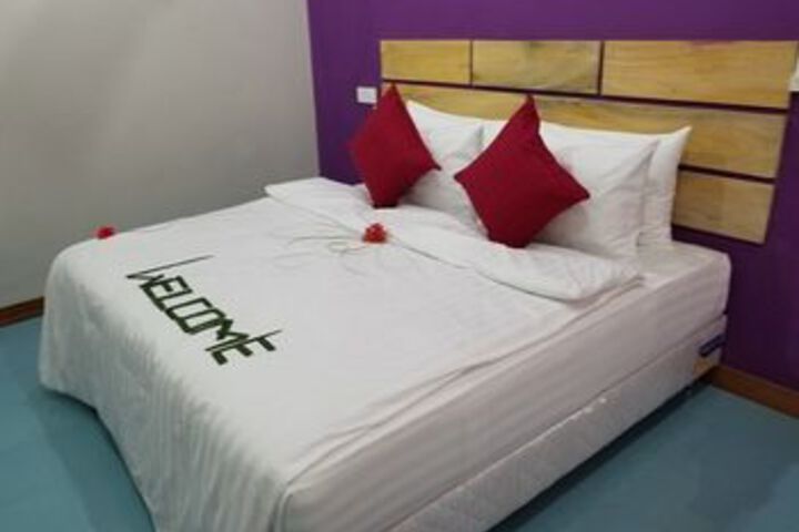 Room 10 of 23