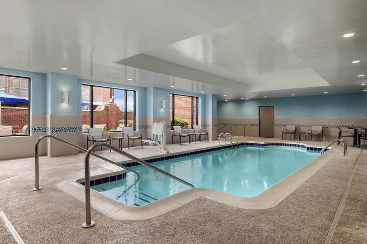 Pools & Facilities