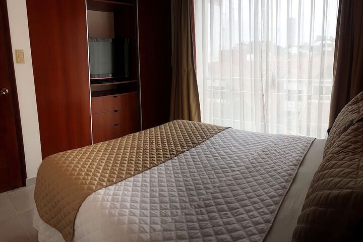 Room 80 of 122