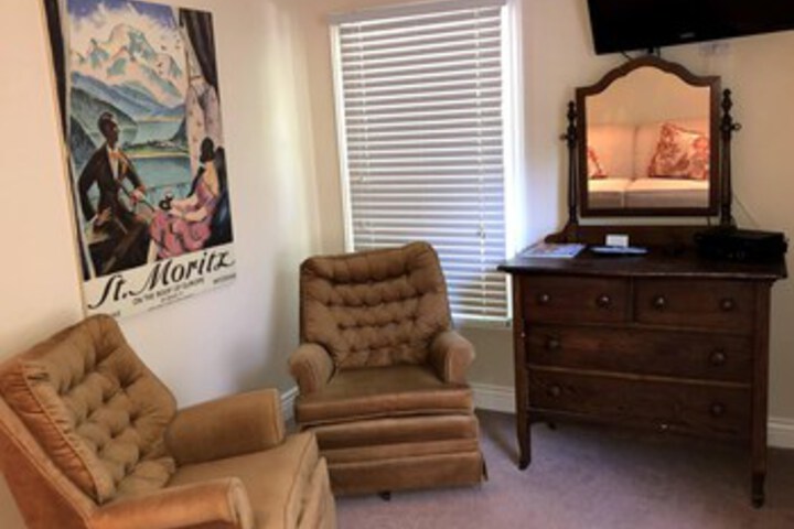 Room 64 of 111