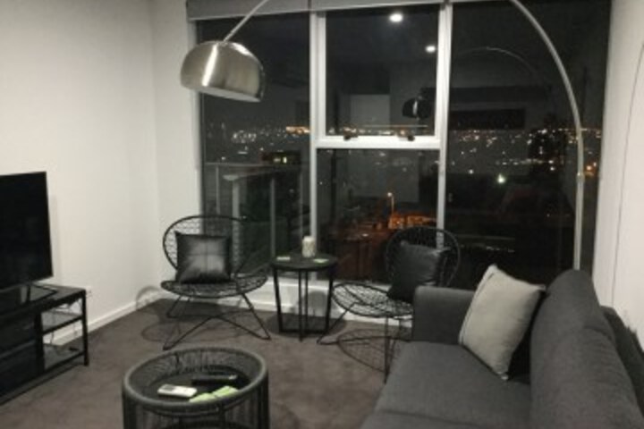 Room 21 of 32