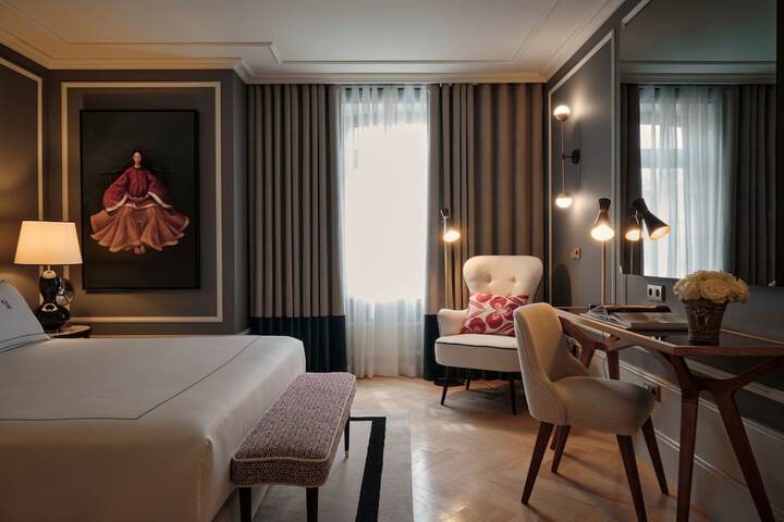 Room 21 of 158