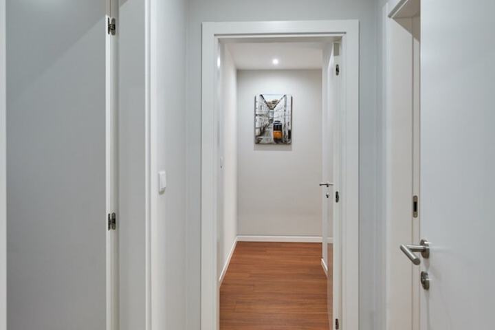 Room 18 of 30