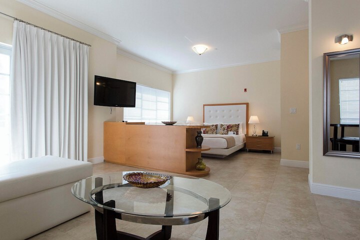 Room 34 of 129