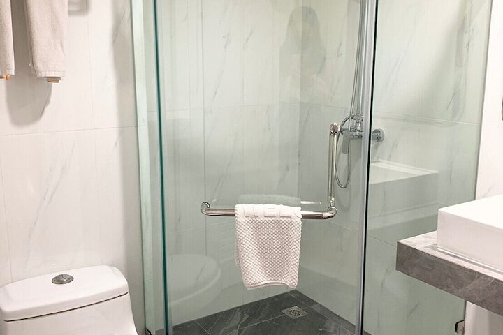 Clean Restrooms