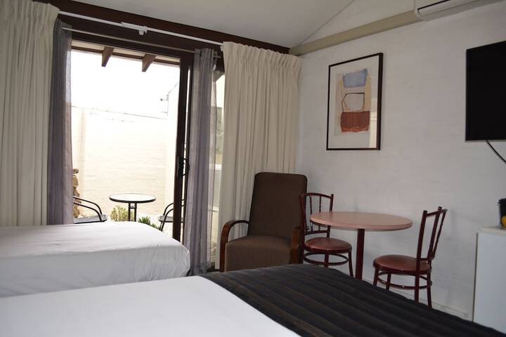 Room 7 of 51