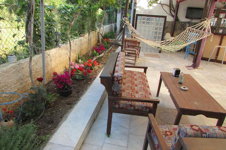 CAVUS HOTEL & APART