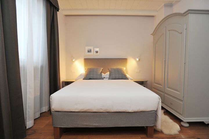 Room 18 of 61
