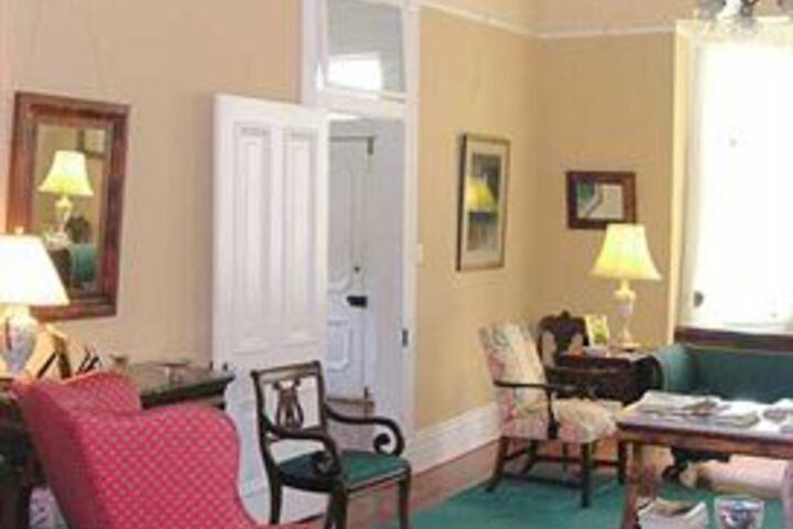 Executive Lounge