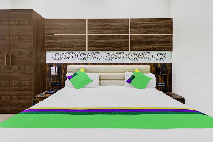 Room 14 of 29