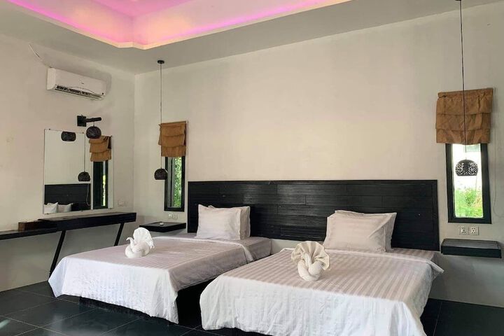 Room 4 of 58