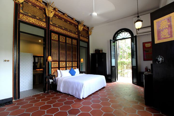 Room 15 of 151