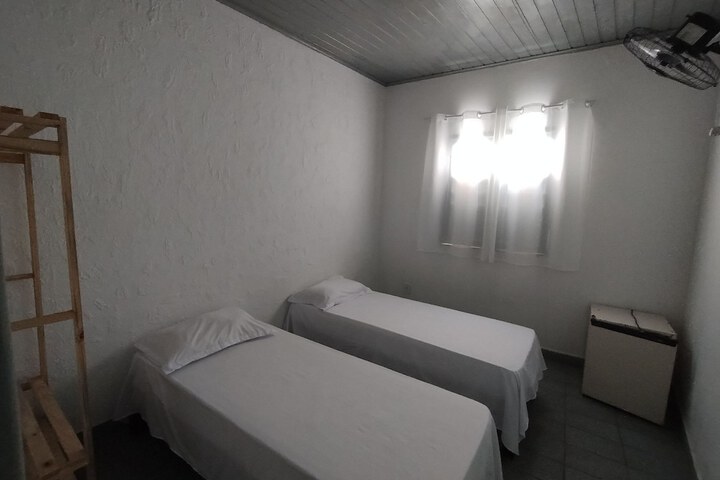Room 6 of 37