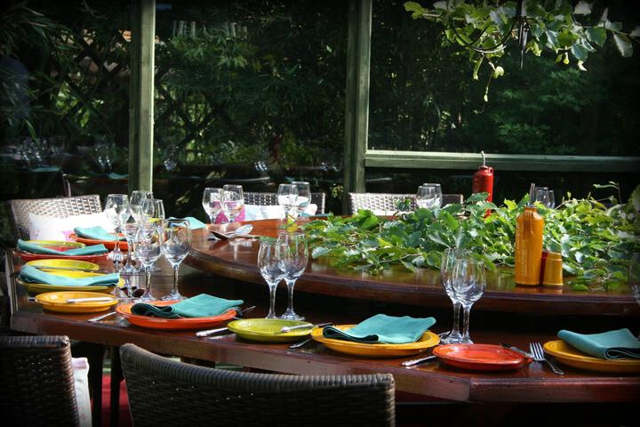 Dining 48 of 50