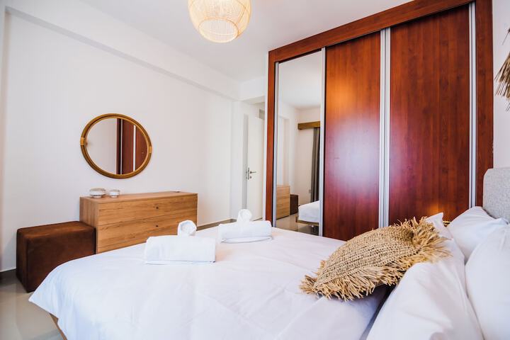 Room 21 of 196