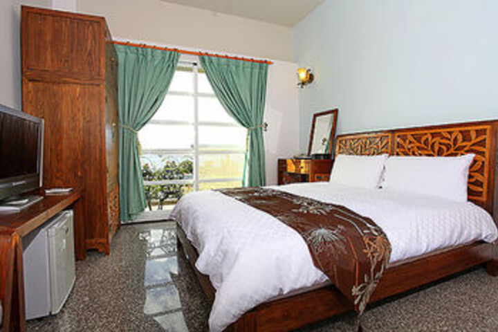 Room 20 of 33