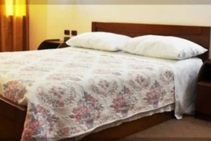 Room 3 of 11