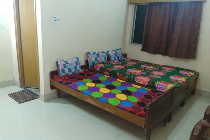 Room 11 of 21