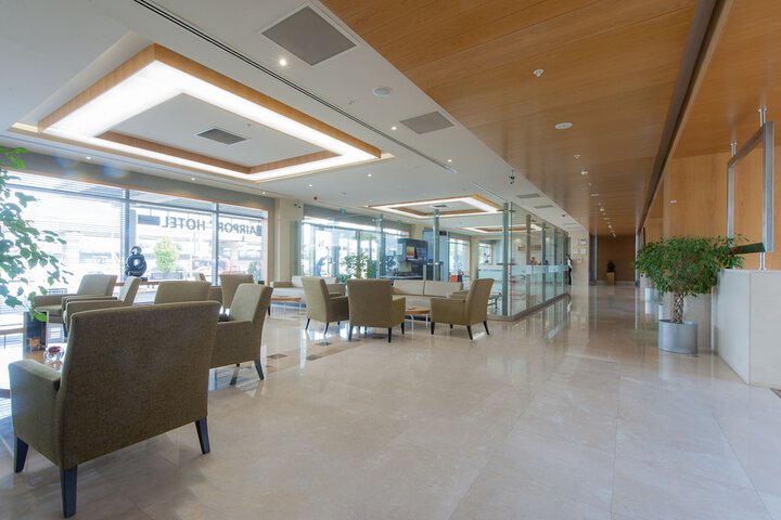 Guest Lobby