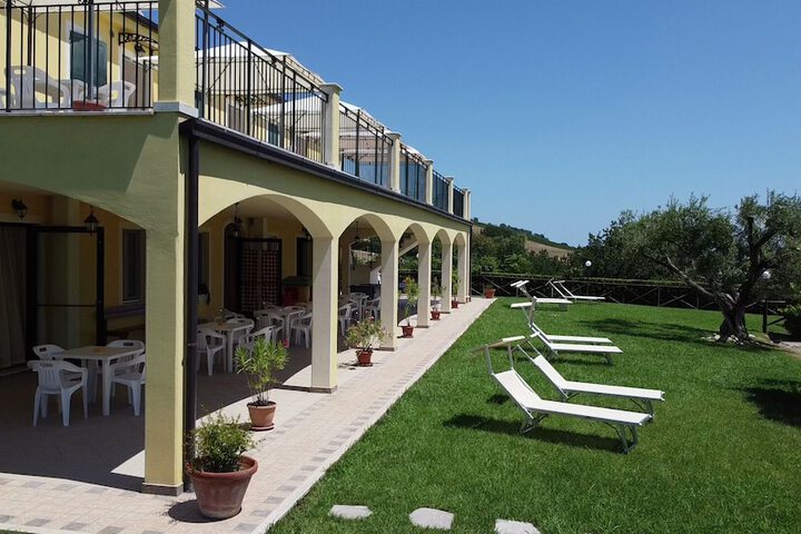 Hotel 48 of 66