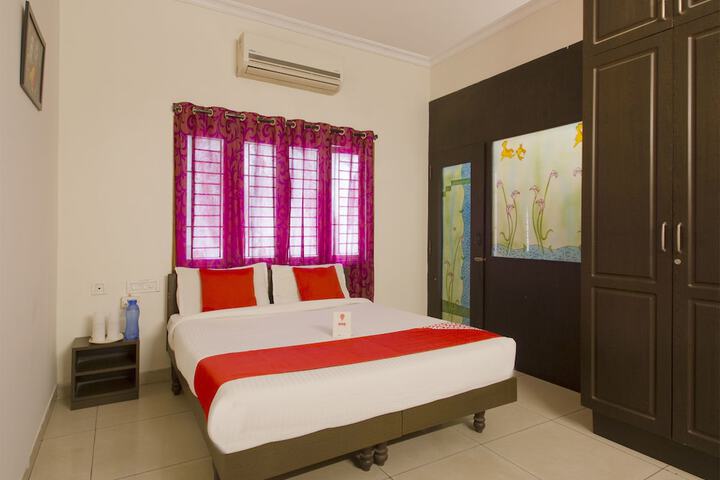 Room 10 of 17