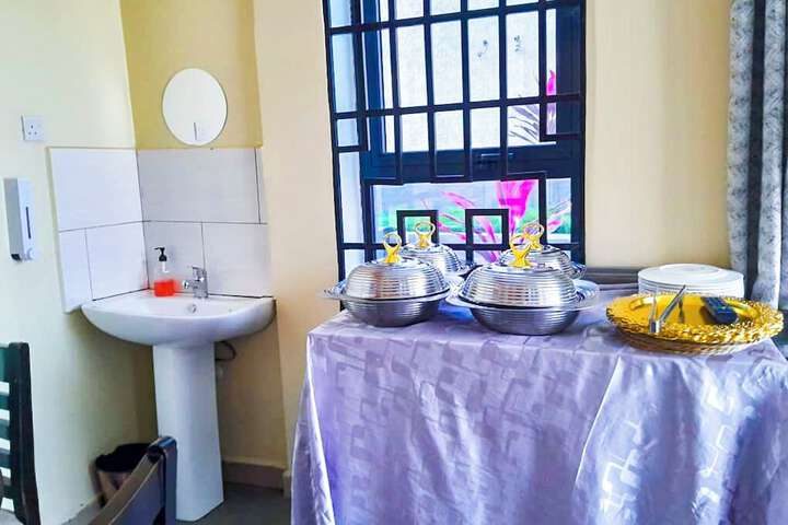 Breakfast/Coffee Service 118 of 133