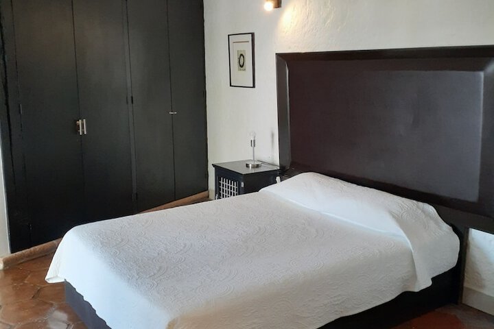 Room 26 of 66