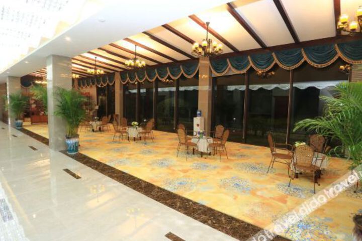 Hotel Interior 18 of 38