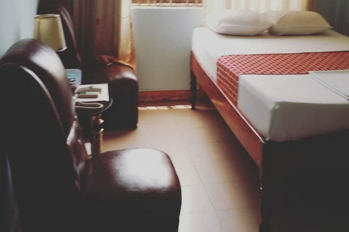 Room 18 of 35