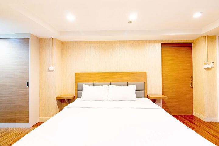 Room 42 of 88