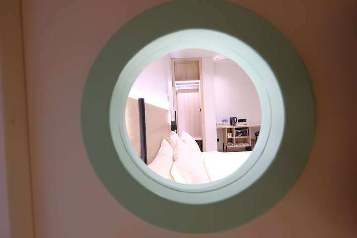 Room 31 of 112