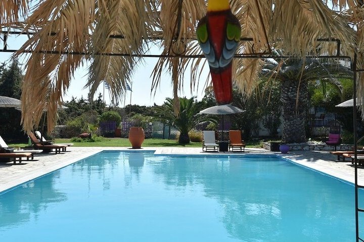 Pool 21 of 37