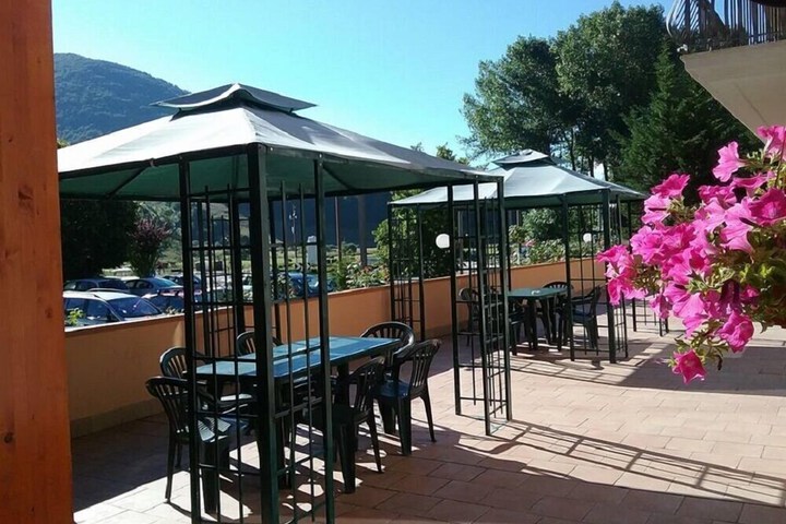 Terrace/Patio 29 of 30