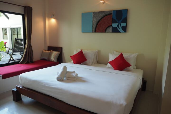 Room 40 of 69