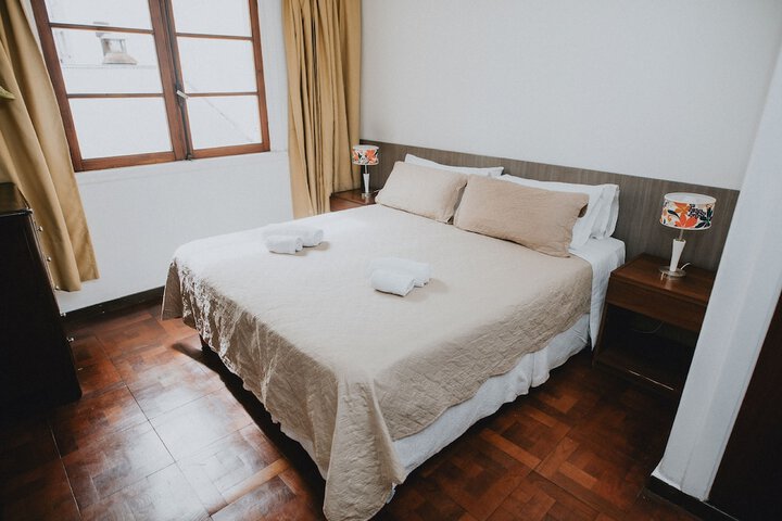 Room 4 of 34