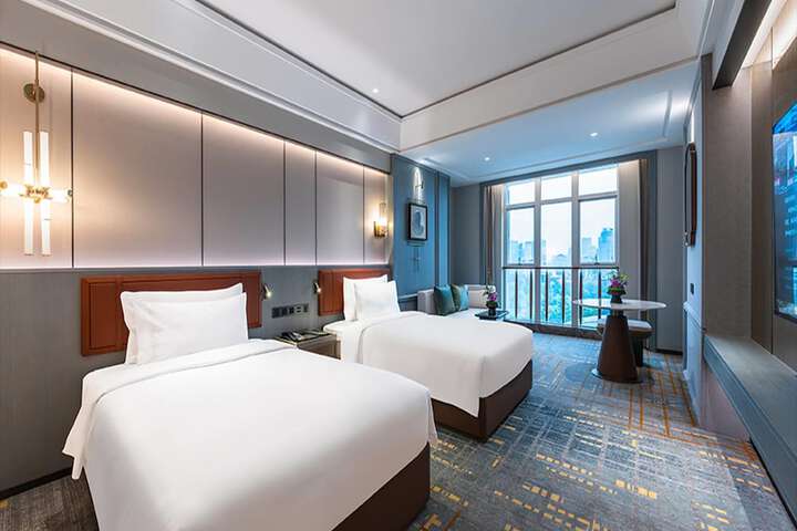 Room 15 of 54