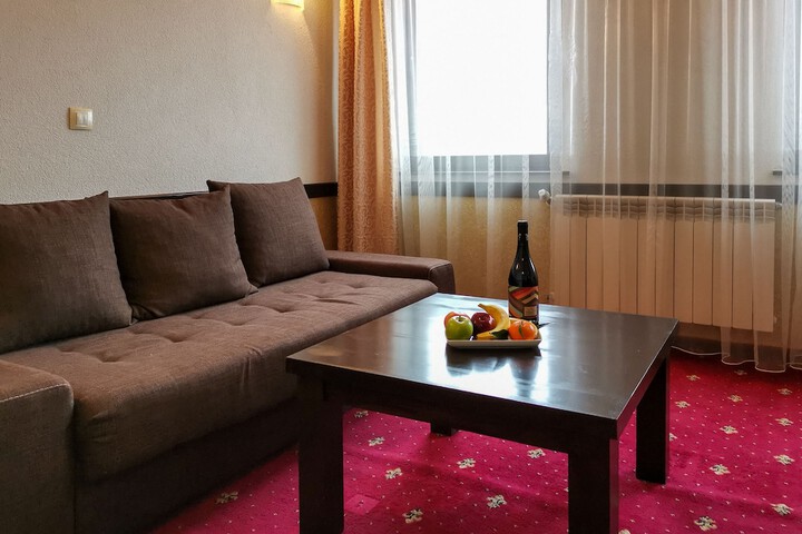 Room 45 of 109