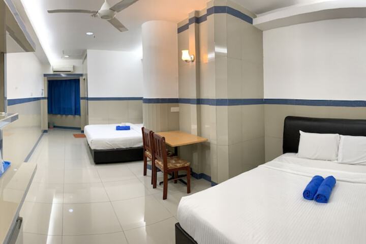 Room 14 of 61