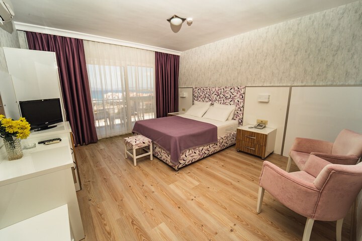 Room 21 of 66