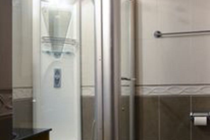Room 2 of 20