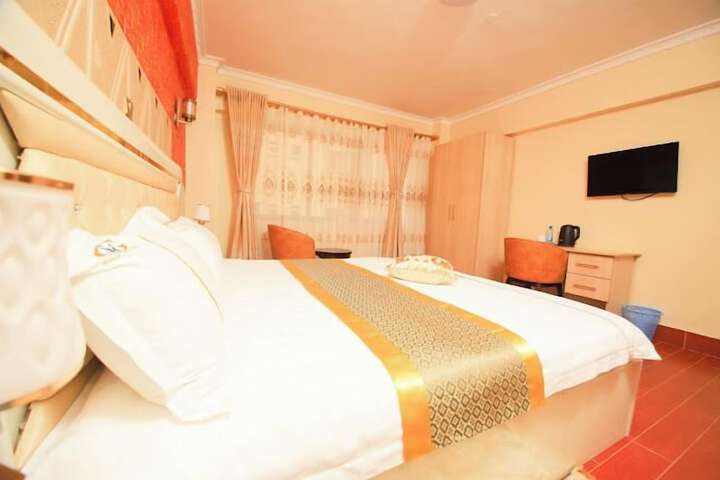 Room 5 of 46