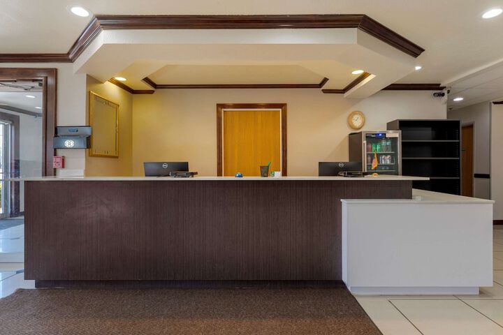 Lobby Entry