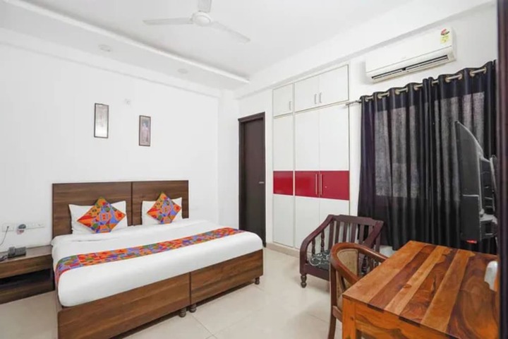 Room 21 of 31