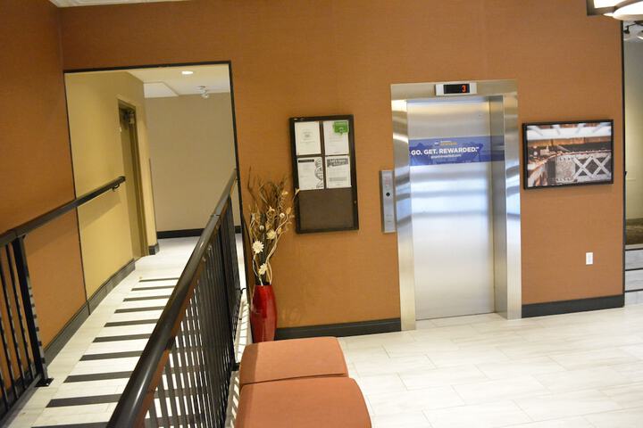 Guest Lobby