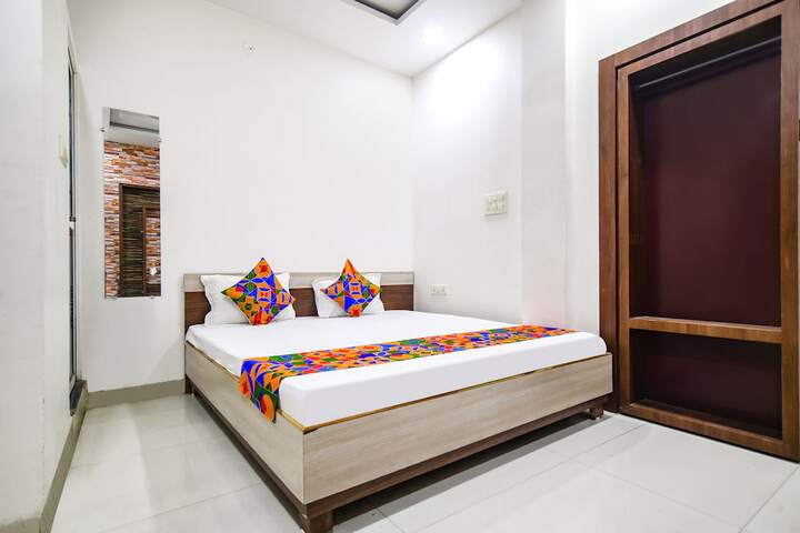 Room 16 of 21