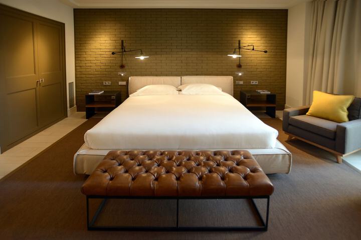 Room 15 of 86