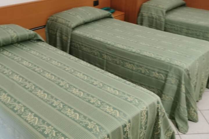 Room 9 of 51
