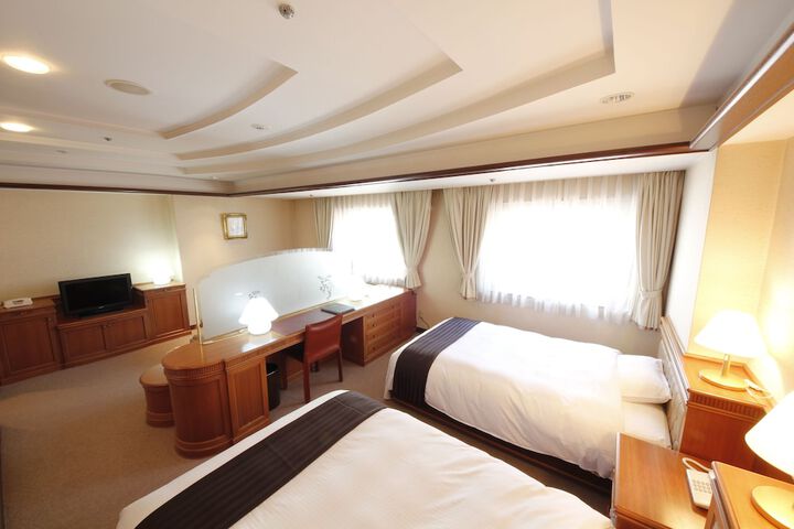 Room 25 of 41