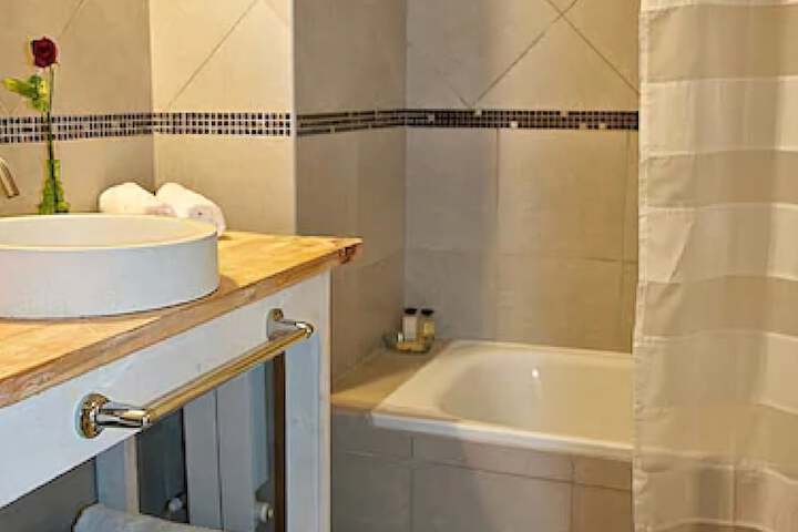 Clean Restrooms