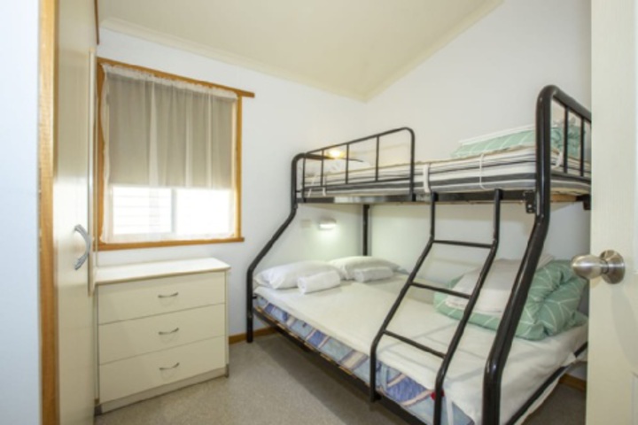 Room 756 of 876